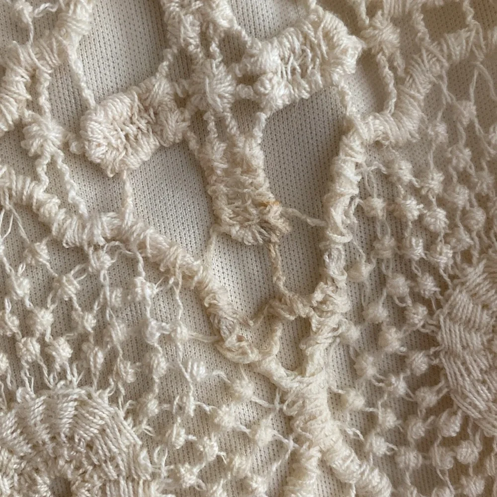Crocheted Top With Attached Shell - Picture 9 of 10
